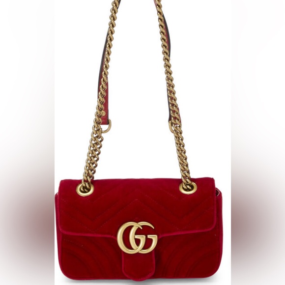 Gucci Handbags - GG Marmont bag velvet pristine condition!!